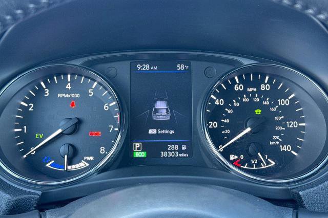 Used 2019 Nissan Rogue SV w/ Premium Package image 30