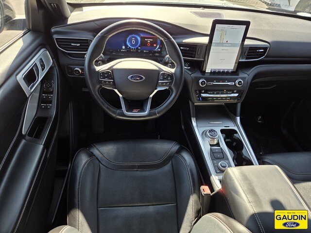 Certified 2020 Ford Explorer ST w/ Premium Technology Package AWD/4WD image 13