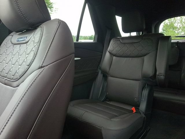Certified 2025 Ford Explorer Platinum w/ Ultimate Package AWD/4WD image 21