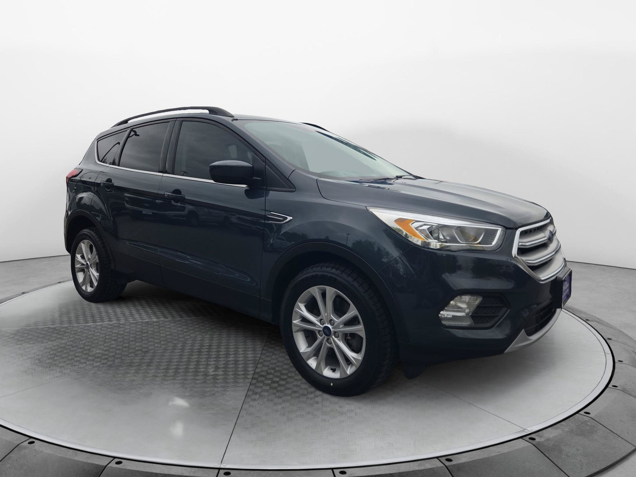 Certified 2019 Ford Escape SEL AWD/4WD image 1