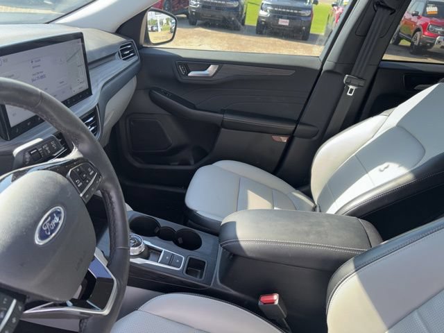 Certified 2023 Ford Escape Platinum AWD/4WD image 14