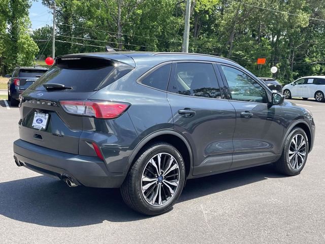Certified 2022 Ford Escape SE w/ SE Sport Appearance Package FWD image 5