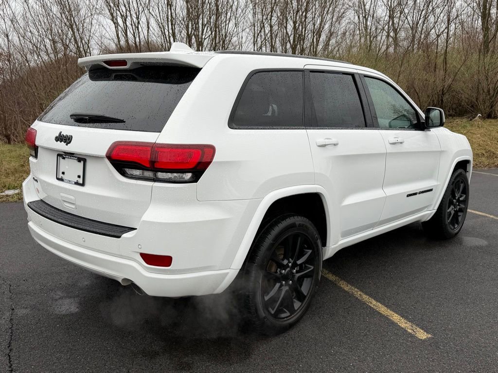 Used 2021 Jeep Grand Cherokee Laredo X image 20