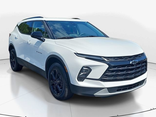 Used 2024 Chevrolet Blazer LT w/ Convenience Package FWD image 1