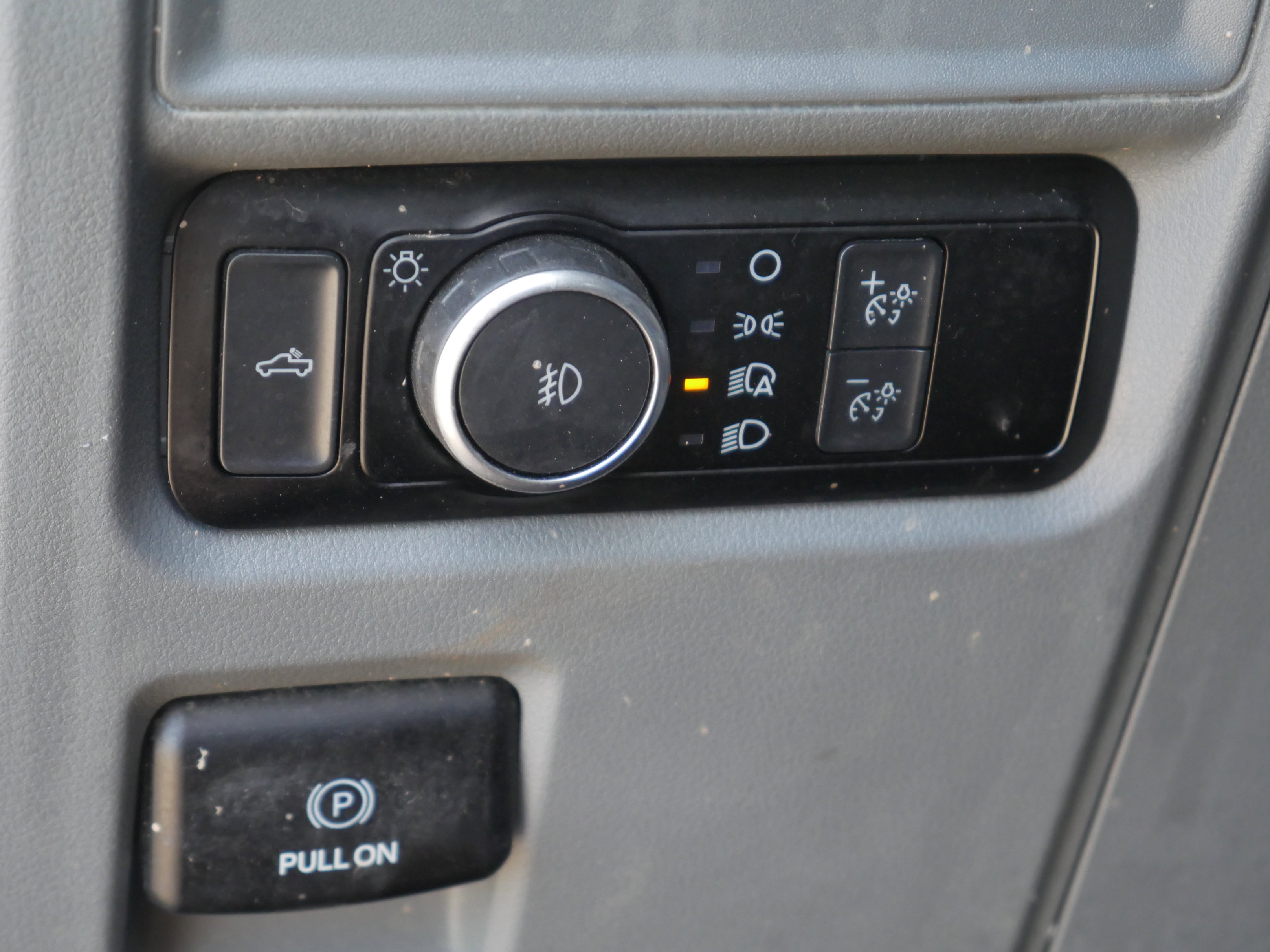 Certified 2023 Ford F150 XLT AWD/4WD image 12