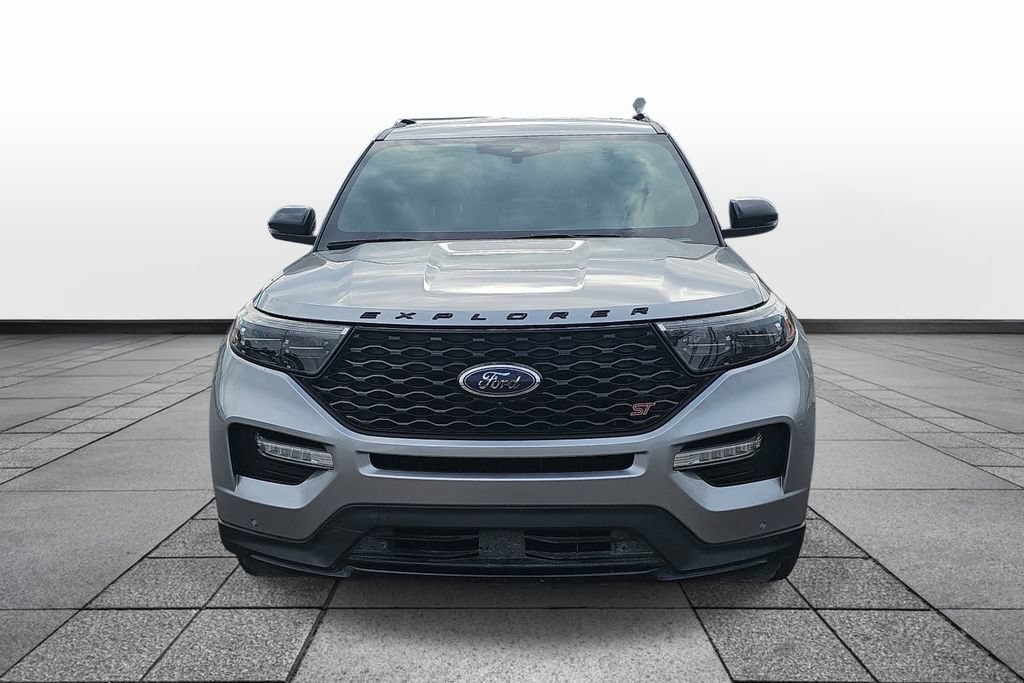 Certified 2020 Ford Explorer ST w/ Premium Technology Package AWD/4WD image 2