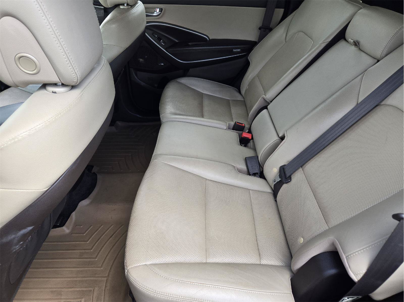 Used 2018 Hyundai Santa Fe FWD image 36