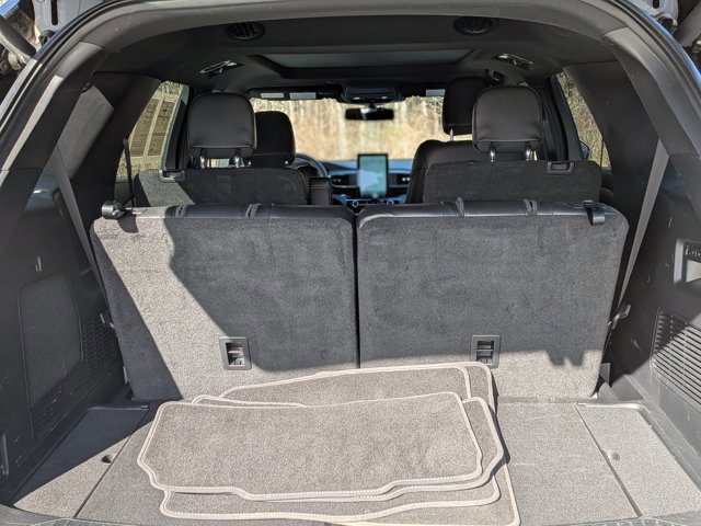 Certified 2022 Ford Explorer ST w/ Equipment Group 401A image 33