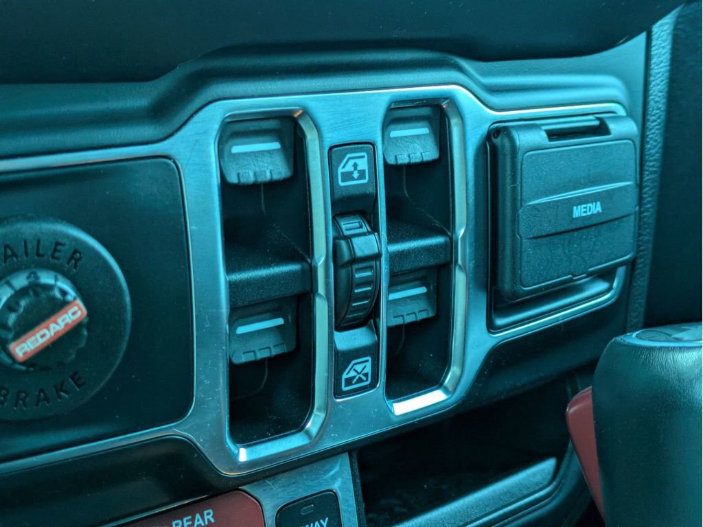 Used 2021 Jeep Wrangler Unlimited Rubicon 4xe w/ Cold Weather Group image 20