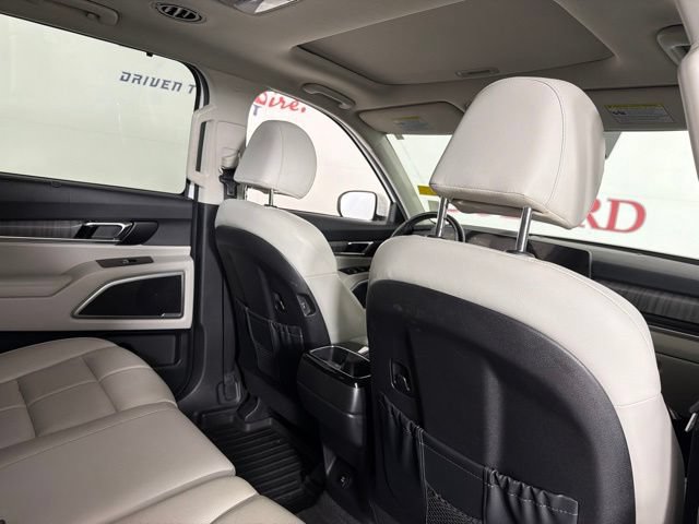 Used 2023 Kia Telluride EX AWD/4WD image 19