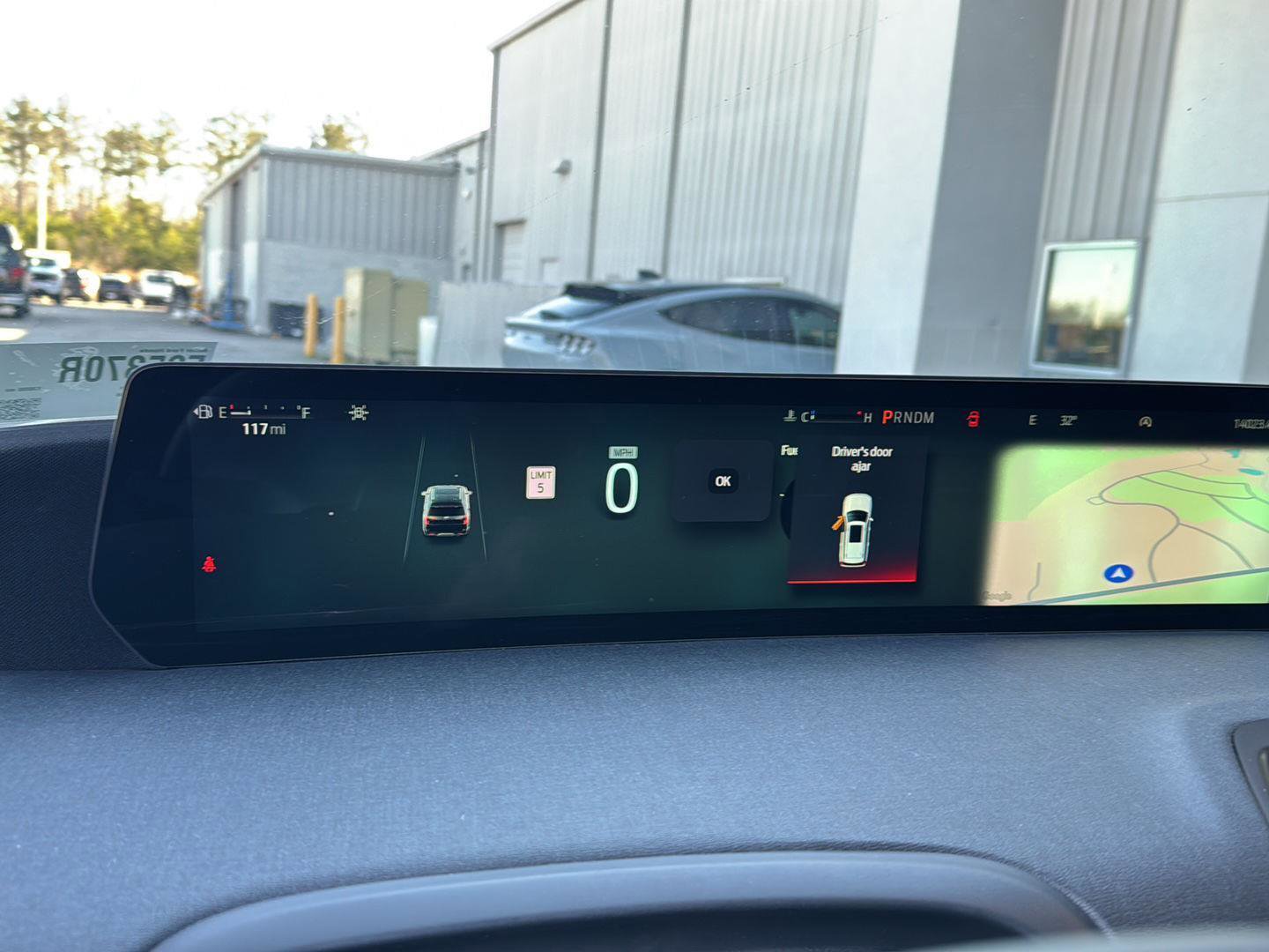 Certified 2025 Ford Expedition Active image 18