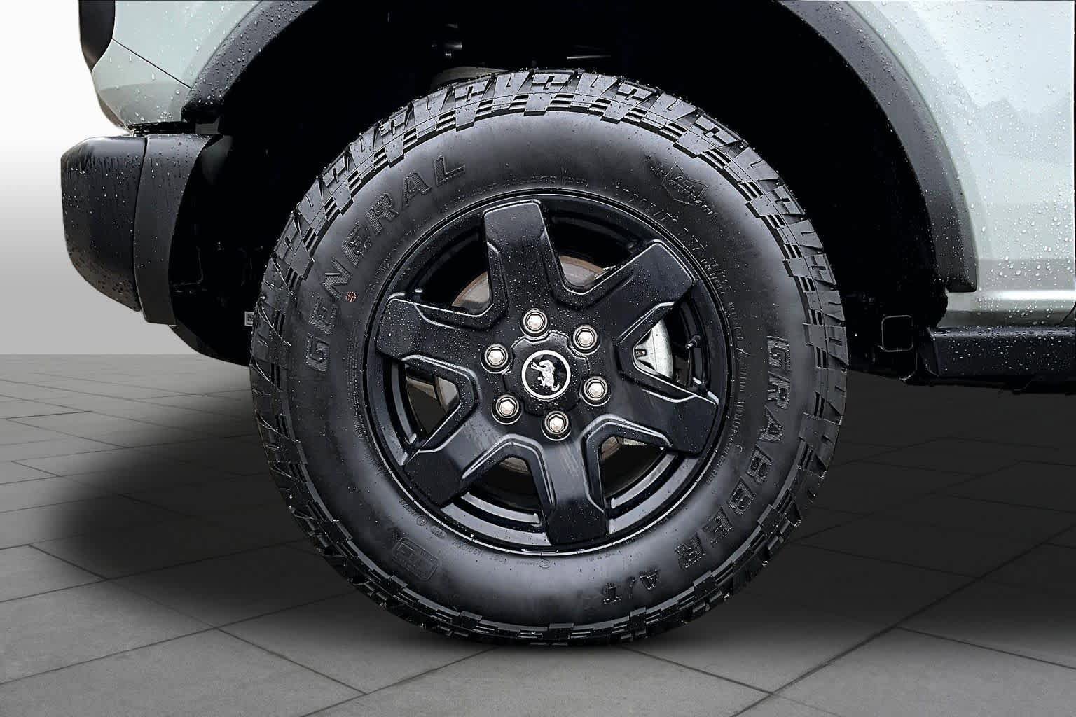 Certified 2024 Ford Bronco Black Diamond AWD/4WD image 11
