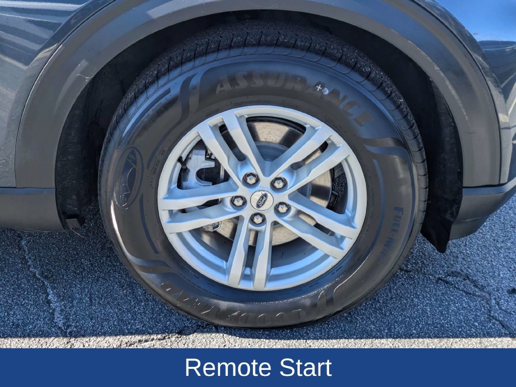 Certified 2022 Ford Explorer XLT w/ Equipment Group 202A RWD image 12