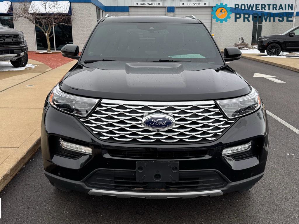 Certified 2022 Ford Explorer Platinum w/ Equipment Group 601A AWD/4WD image 2