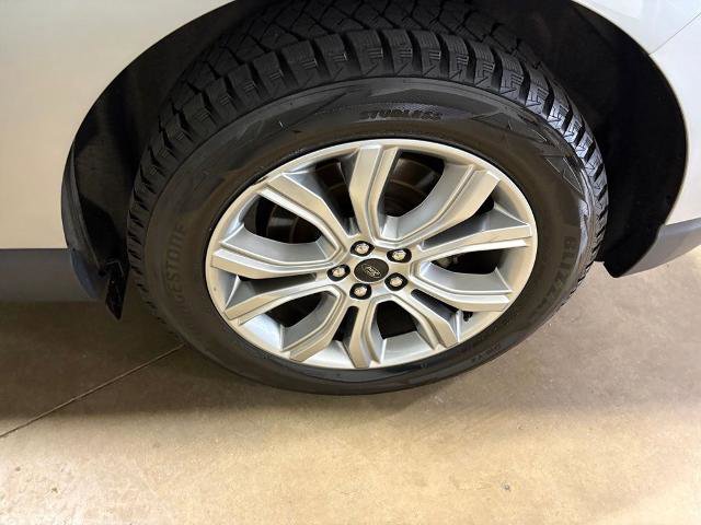 Certified 2024 Ford Edge Titanium AWD/4WD image 28