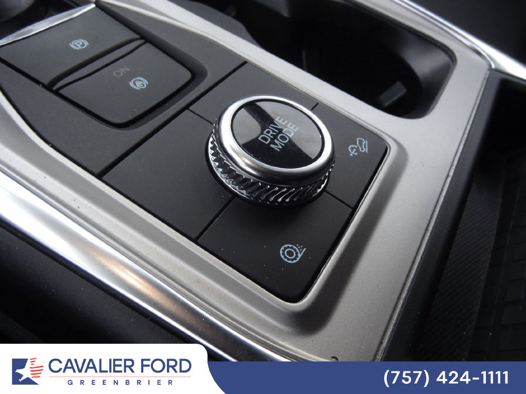 Certified 2022 Ford Explorer XLT w/ Equipment Group 202A AWD/4WD image 13