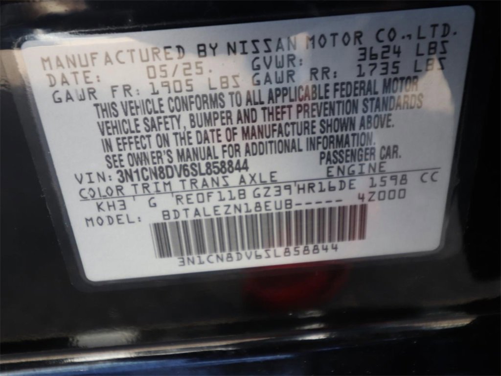 Used 2025 Nissan Versa S w/ Trunk Package image 21