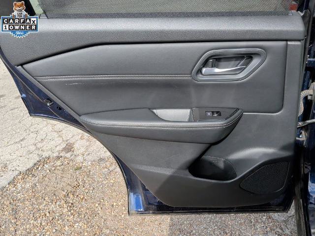 Used 2024 Nissan Rogue SV w/ SV Premium Package FWD image 27