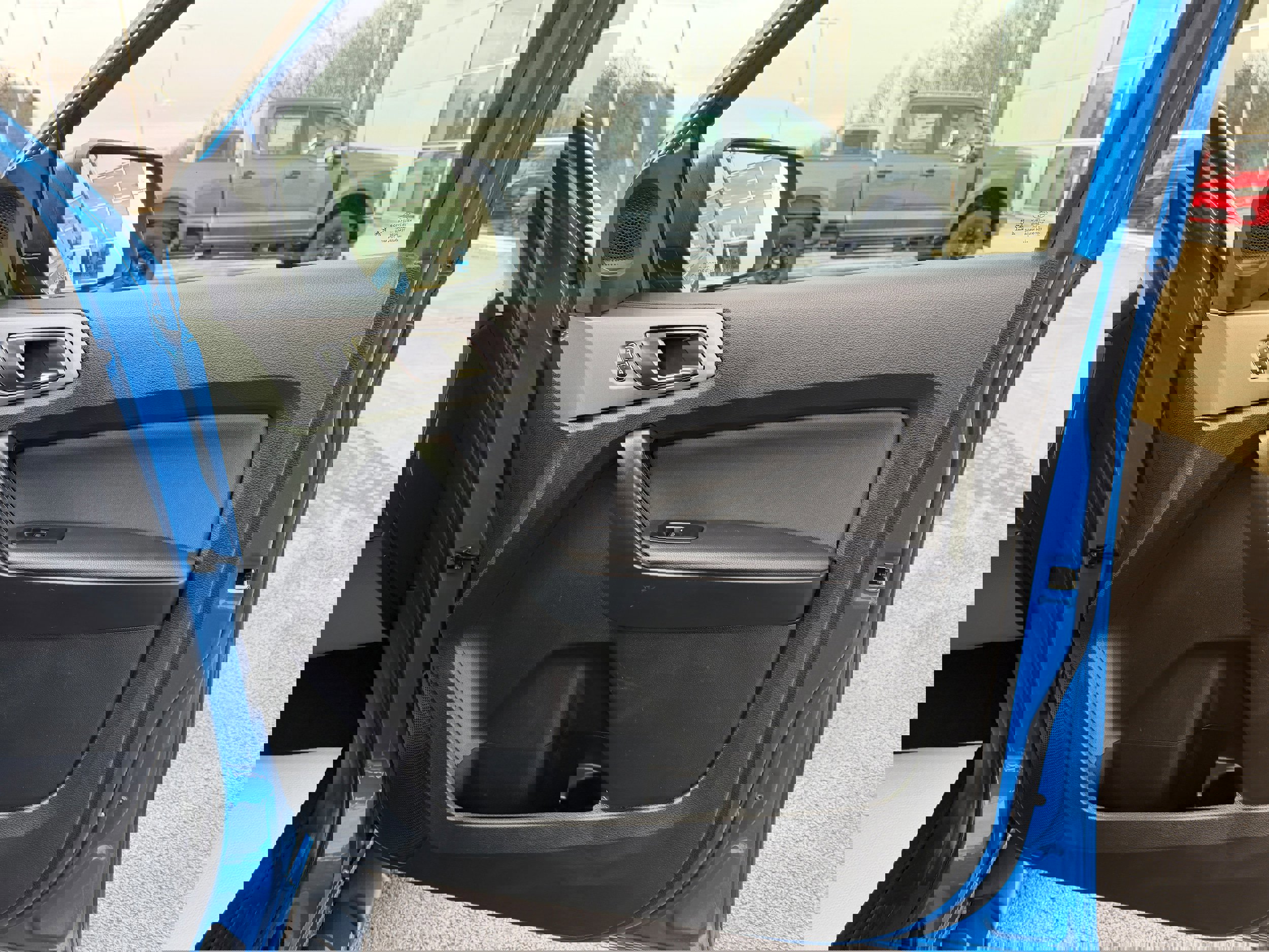 Certified 2022 Ford Ranger XLT w/ Equipment Group 301A Mid image 17