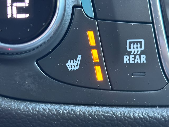 Used 2023 Chevrolet Equinox RS AWD/4WD image 8