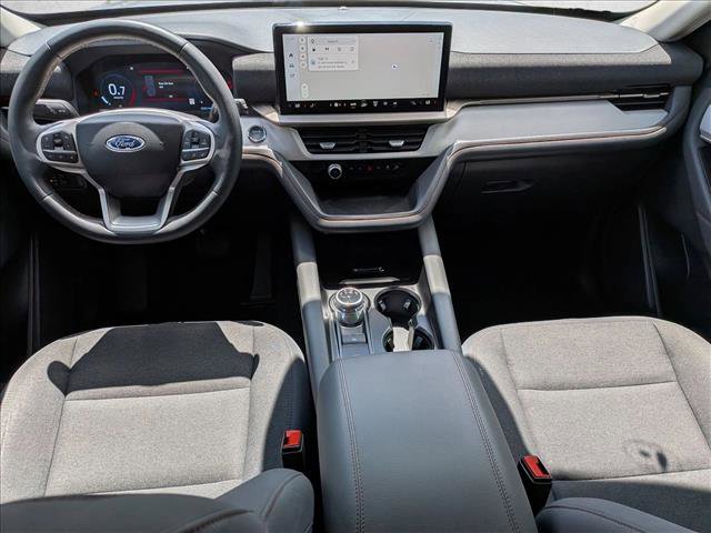 Certified 2025 Ford Explorer Active RWD image 17