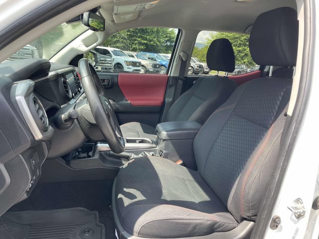 Used 2023 Toyota Tacoma SR5 AWD/4WD image 17