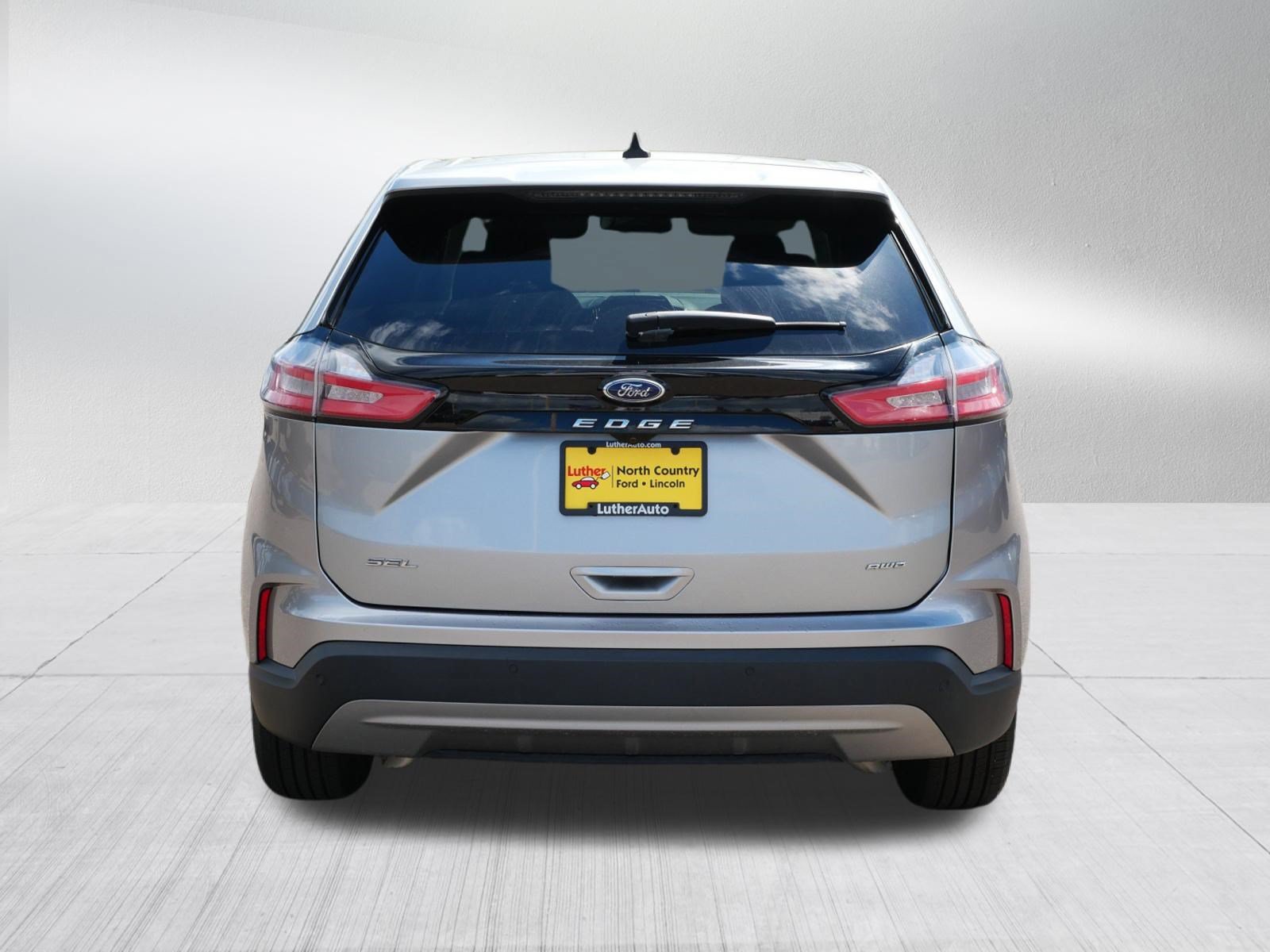 Certified 2024 Ford Edge SEL AWD/4WD image 6