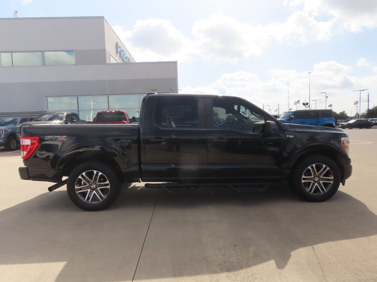 Certified 2021 Ford F150 XL w/ STX Appearance Package RWD image 8