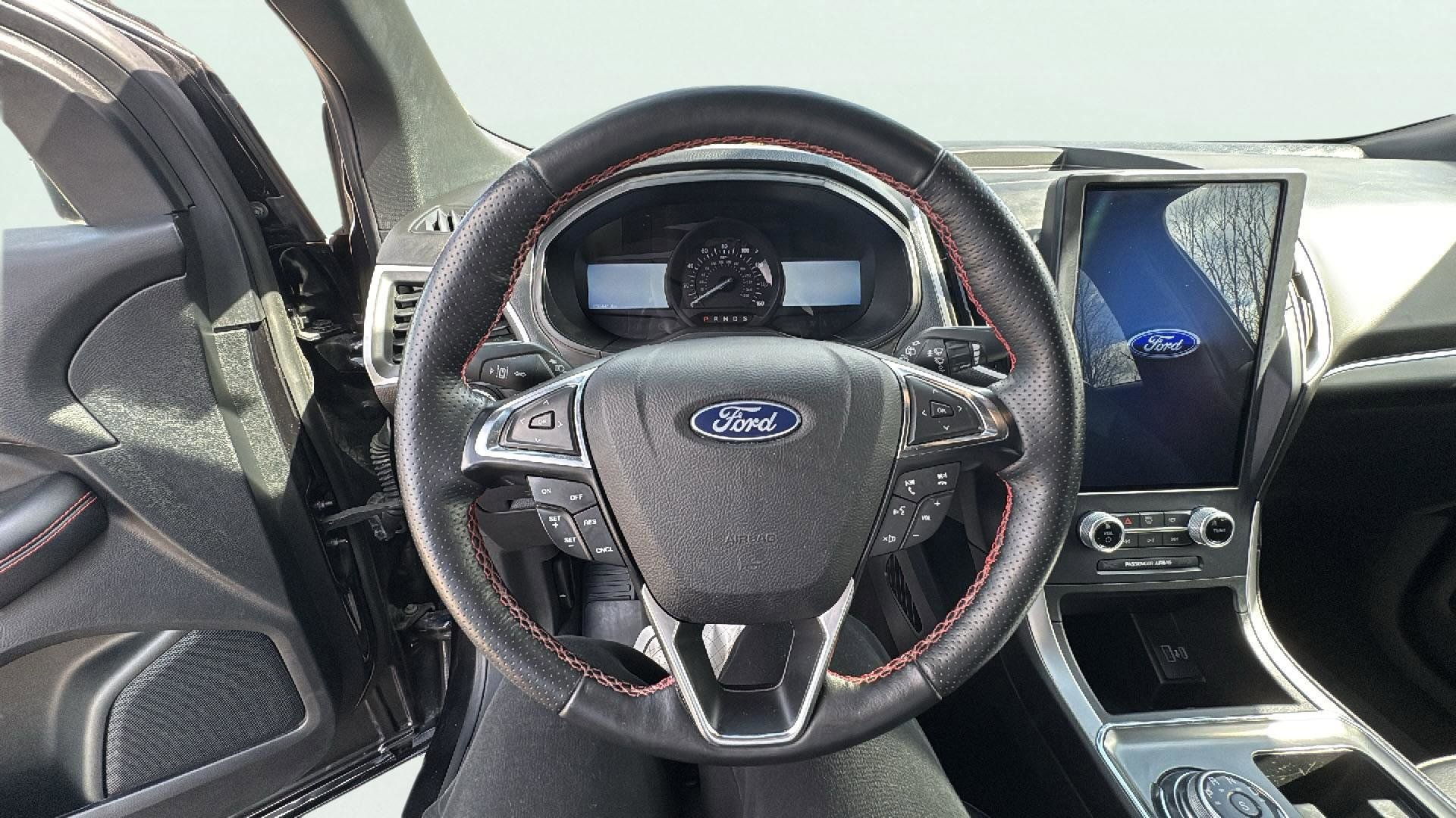 Certified 2022 Ford Edge ST-Line AWD/4WD image 13
