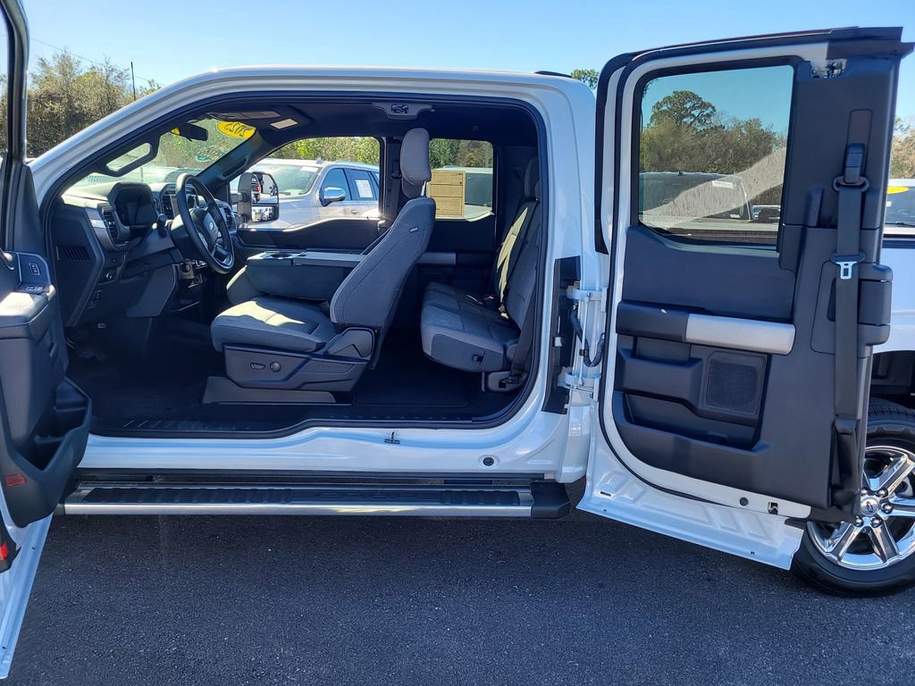 Certified 2025 Ford F150 XLT w/ Equipment Group 301A Standard image 13