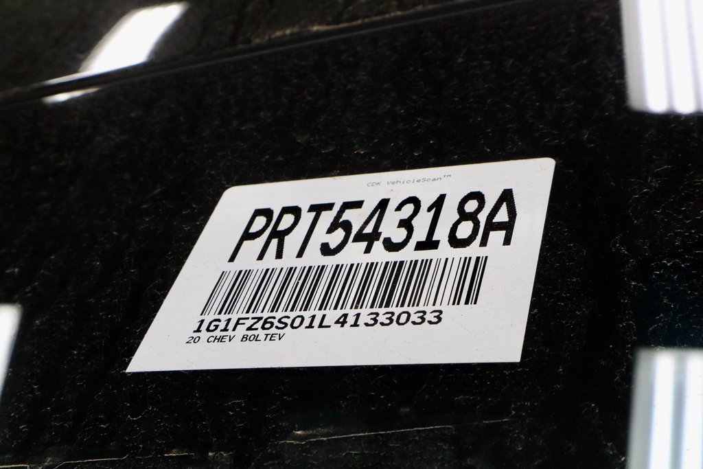 Used 2020 Chevrolet Bolt Premier w/ Infotainment Package image 33