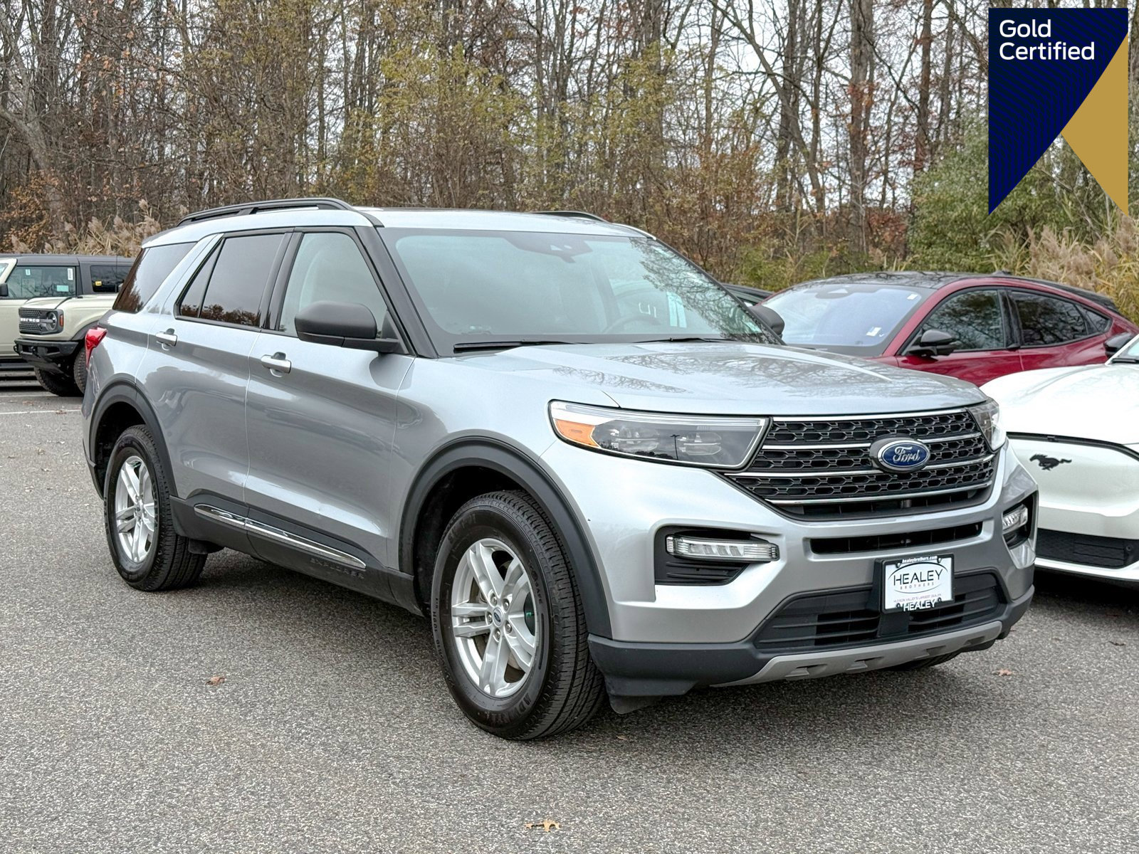 Certified 2022 Ford Explorer XLT w/ Equipment Group 202A