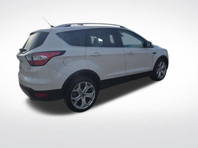 Certified 2018 Ford Escape Titanium w/ Ford Safe & Smart Package FWD image 4