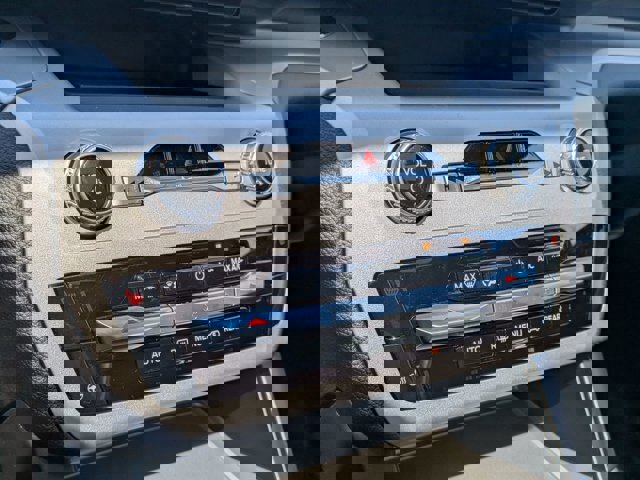 Certified 2023 Ford Explorer XLT w/ Equipment Group 202A image 20