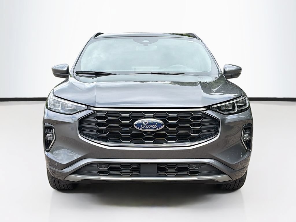 Certified 2023 Ford Escape ST-Line Elite w/ Premium Technology Package AWD/4WD image 2