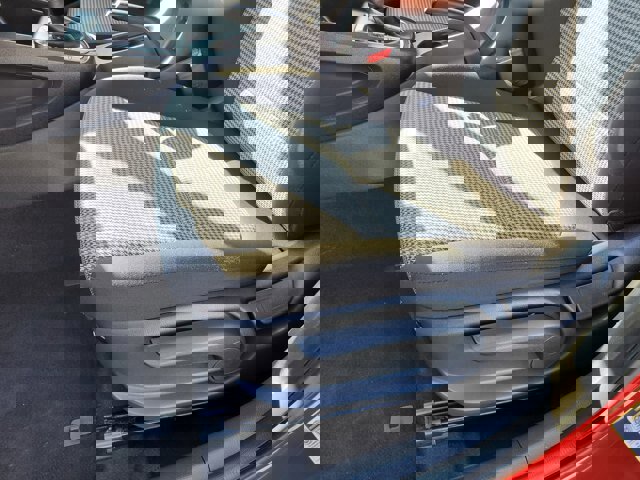 Used 2023 Hyundai Kona SE w/ Cargo Package image 16