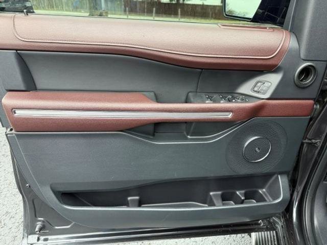 Certified 2022 Ford Expedition Max Limited image 10