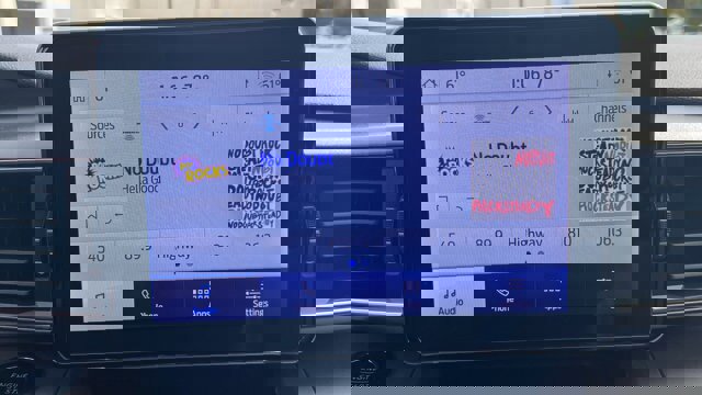 Certified 2022 Ford Explorer XLT w/ Equipment Group 202A image 17