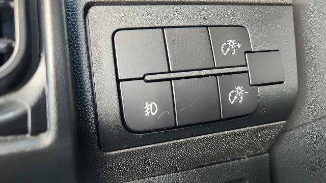 Used 2024 RAM ProMaster 2500 w/ Convenience Group FWD image 10
