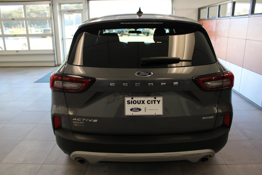 Certified 2023 Ford Escape Active w/ Tech Pack #1 AWD/4WD image 6