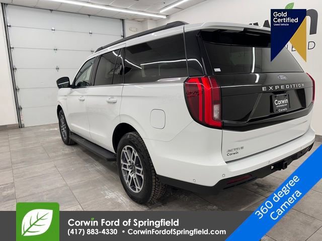 Certified 2025 Ford Expedition Active image 4