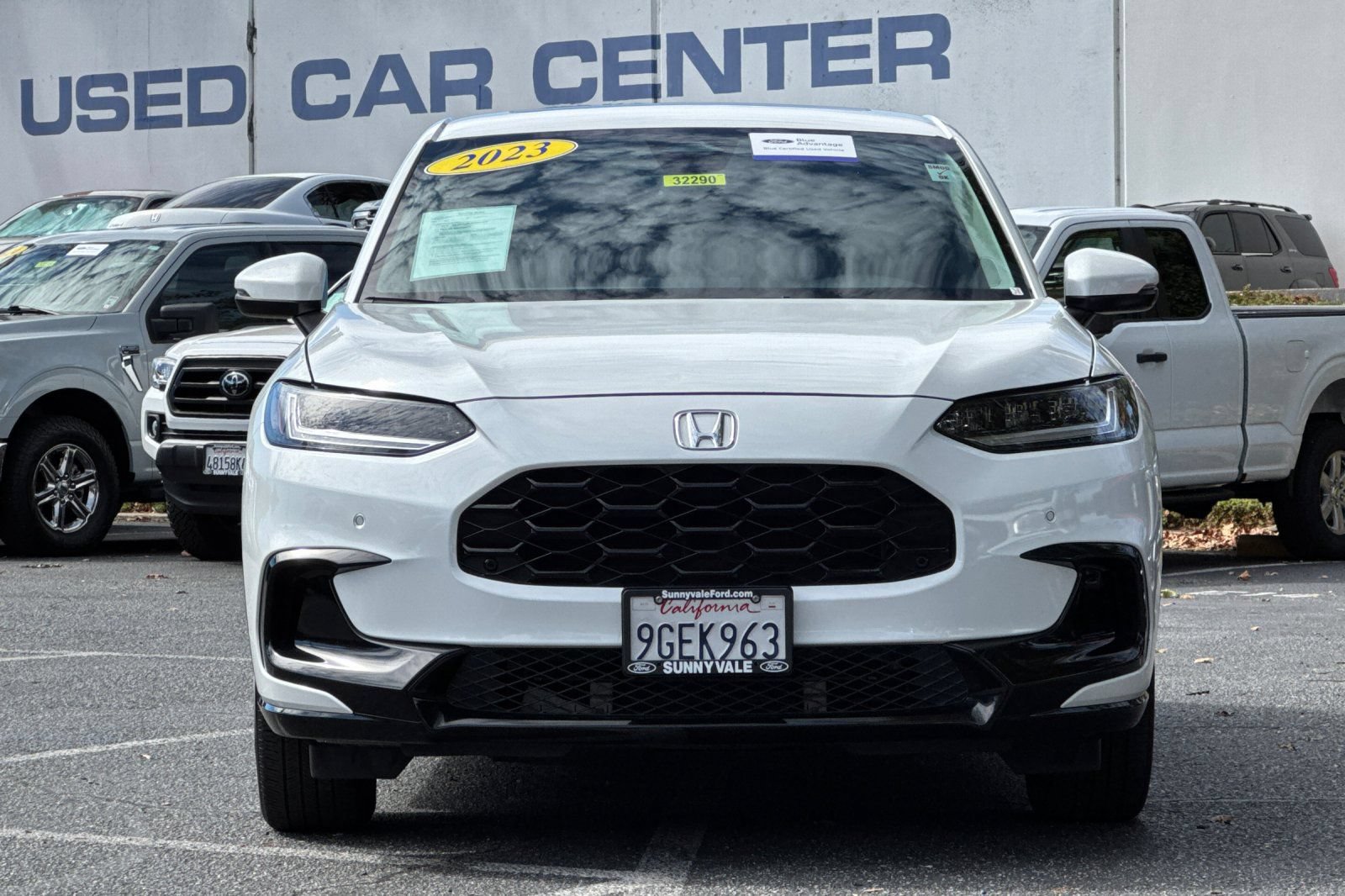 Used 2023 Honda HR-V EX-L image 10