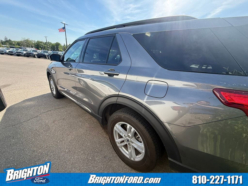 Certified 2024 Ford Explorer XLT AWD/4WD image 5