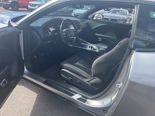 Used 2017 Dodge Challenger R/T image 14