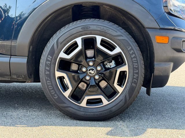 Certified 2022 Ford Bronco Sport Outer Banks w/ Tech Package AWD/4WD image 28