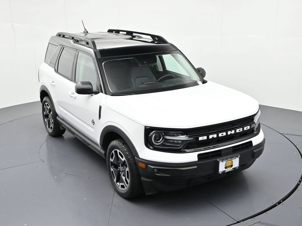 Certified 2022 Ford Bronco Sport Outer Banks w/ Tech Package AWD/4WD image 16