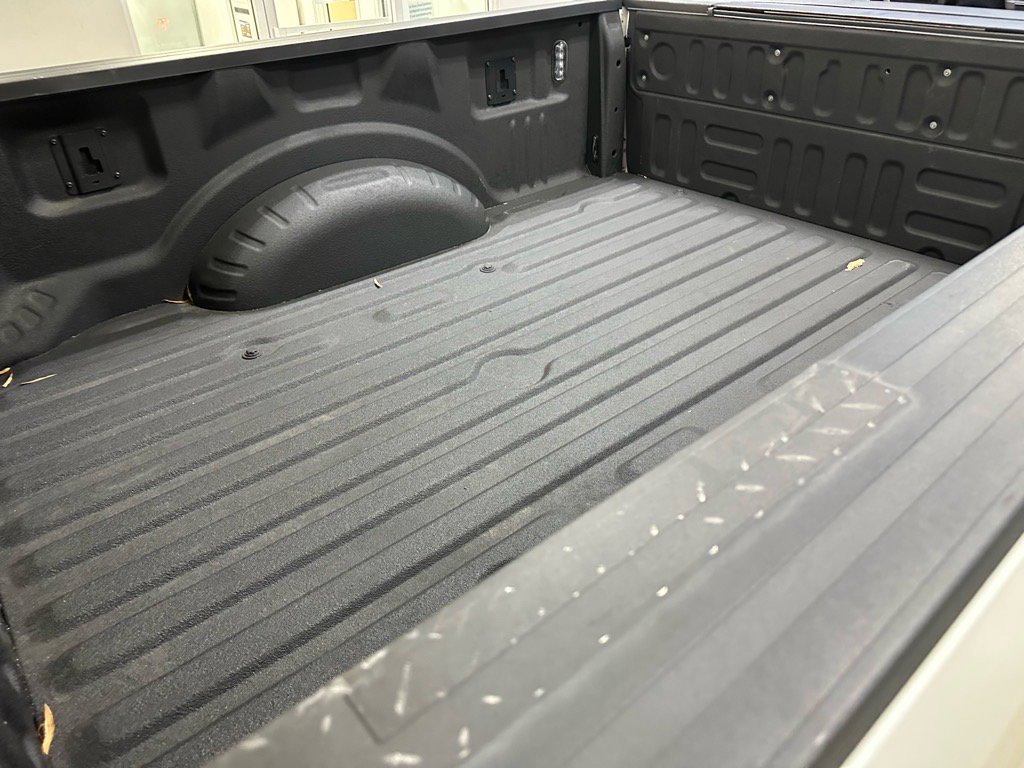 Certified 2022 Ford F250 Lariat w/ Chrome Package image 15