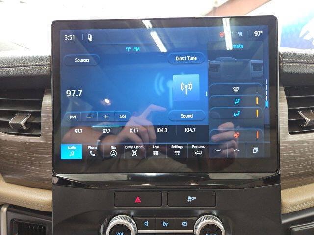 Certified 2022 Ford Expedition Max Limited AWD/4WD image 16