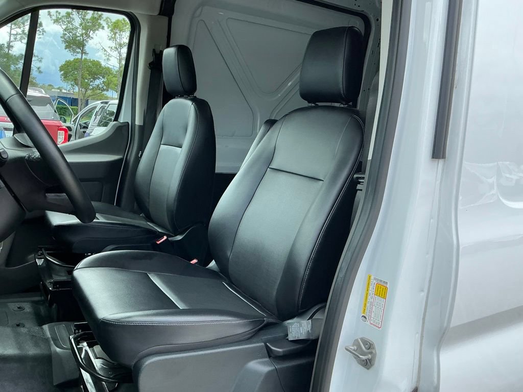 Certified 2023 Ford E-Transit Medium Roof RWD image 19