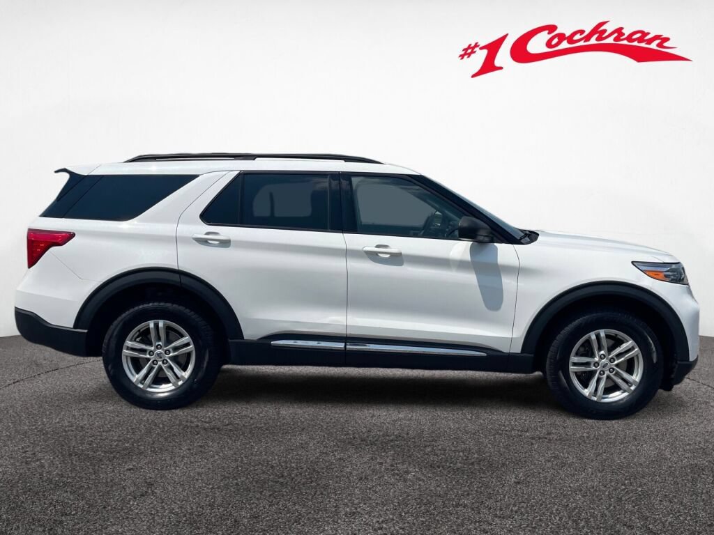 Certified 2023 Ford Explorer XLT w/ Equipment Group 202A AWD/4WD image 31